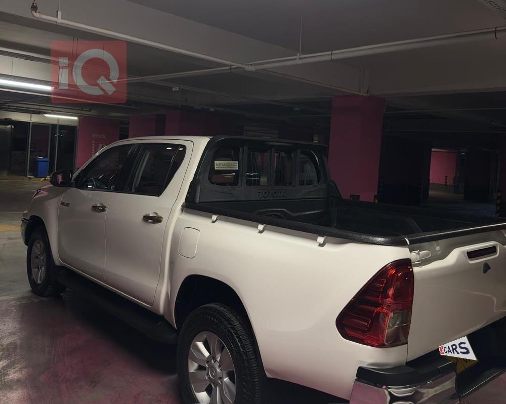 تويوتا هايلوكس